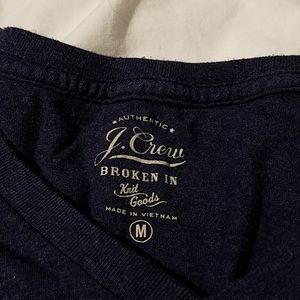 J. Crew Broken In knit goods v neck tee Medium🌶